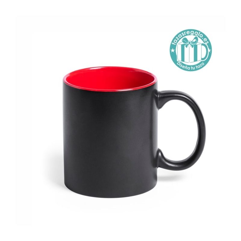 Taza negra personalizada con interior rojo