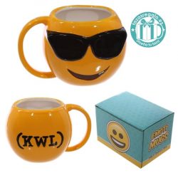 Taza original emoticono con gafas de sol